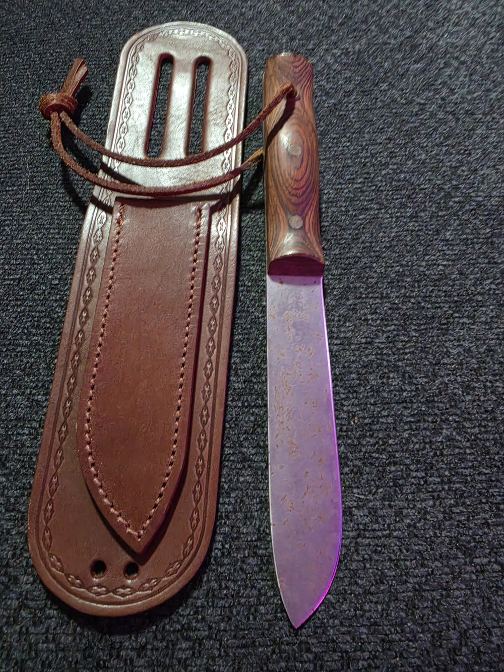 United Cutlery Bowie Hunting With Leather Sheath